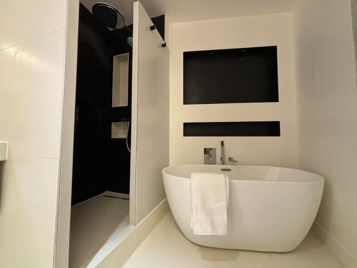 Spacious Apt Luxembourg 6 People Parigi Esterno foto